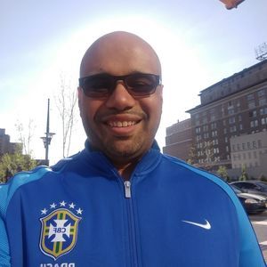 Meet your Posher, Nico